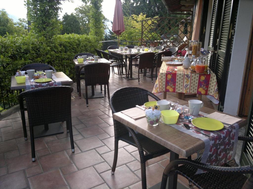 Lo Scoiattolo E La Noce Bed & Breakfast Stresa Exterior photo