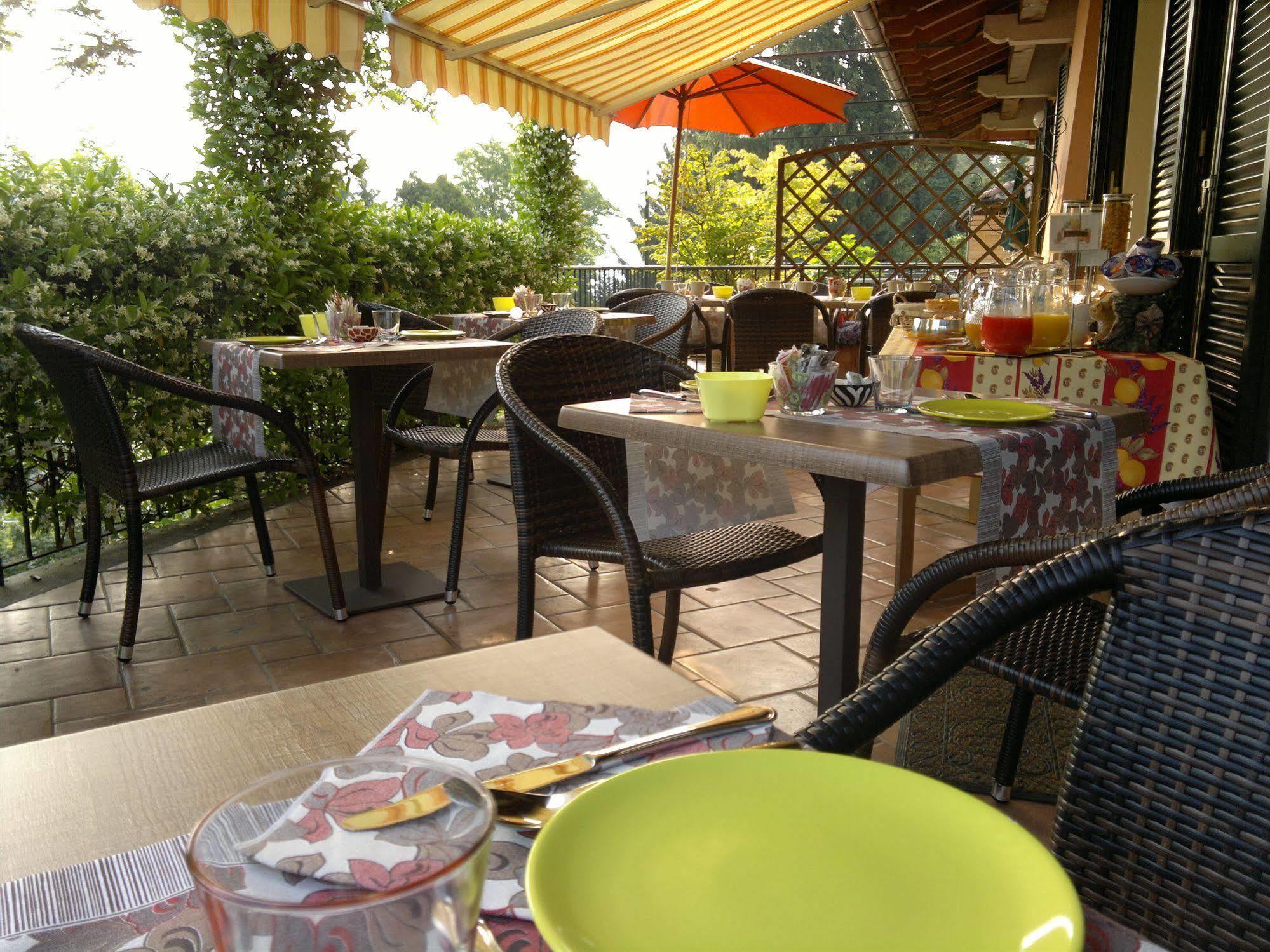 Lo Scoiattolo E La Noce Bed & Breakfast Stresa Exterior photo