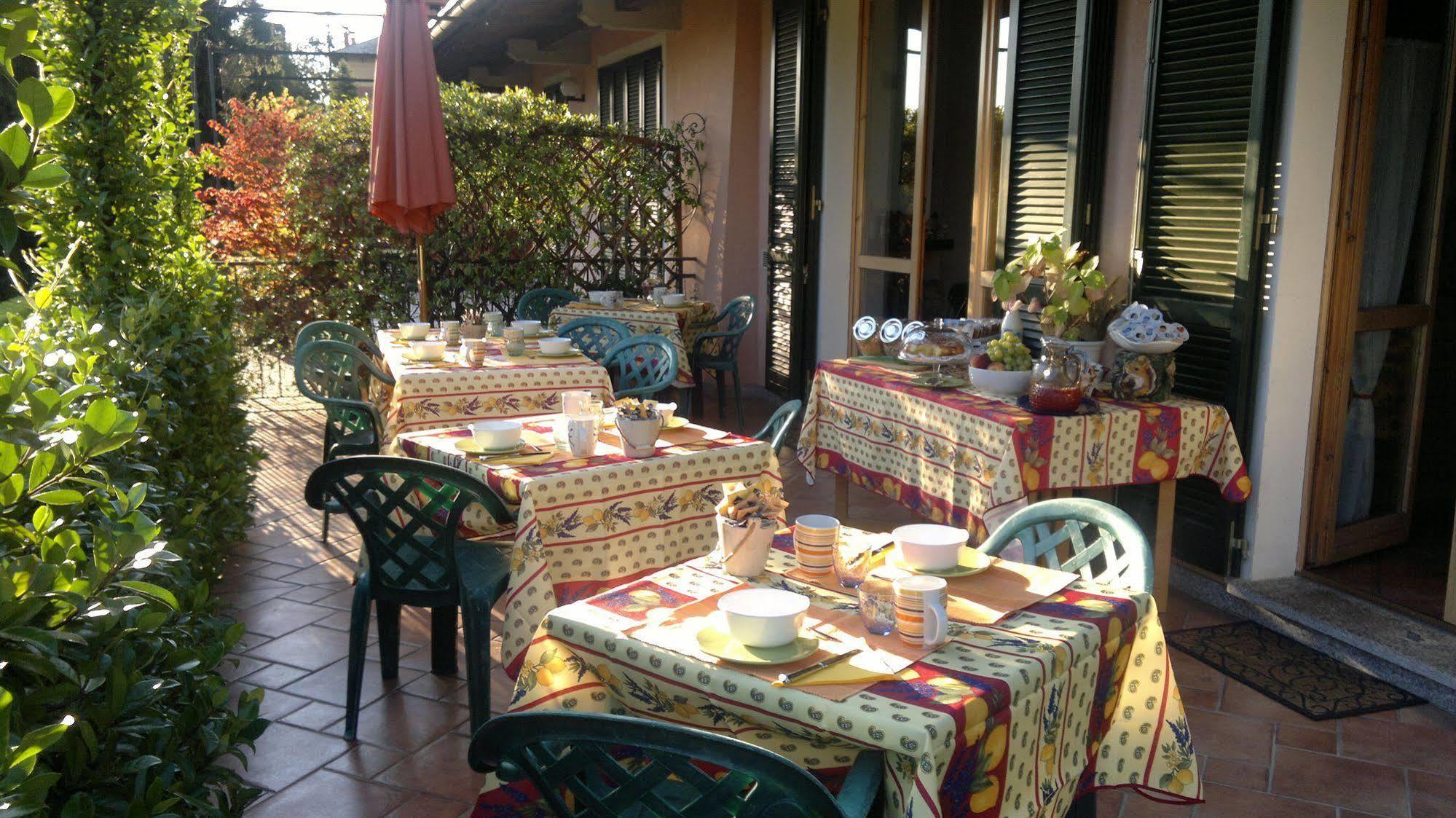 Lo Scoiattolo E La Noce Bed & Breakfast Stresa Exterior photo